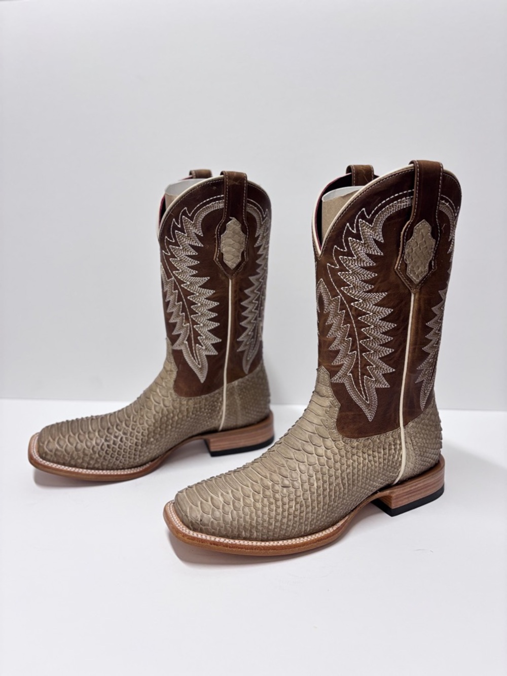 Python Snakeskin Western Boots Men’s Size 8 Square Toe Brown Cowboy NWOT